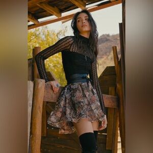 Promesa Blossoming Autumn Floral Organza Pleated Skort size M (#1)